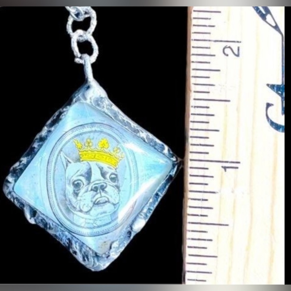 Artisan French Bulldog Glass Pendant with Silver Blend Cabochon “I am the King” - Picture 5 of 12